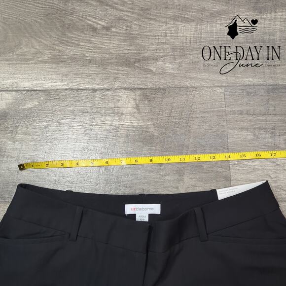 Liz Claiborne Petite Audra Curvy Trouser Pants Size 12PS - Picture 3 of 6